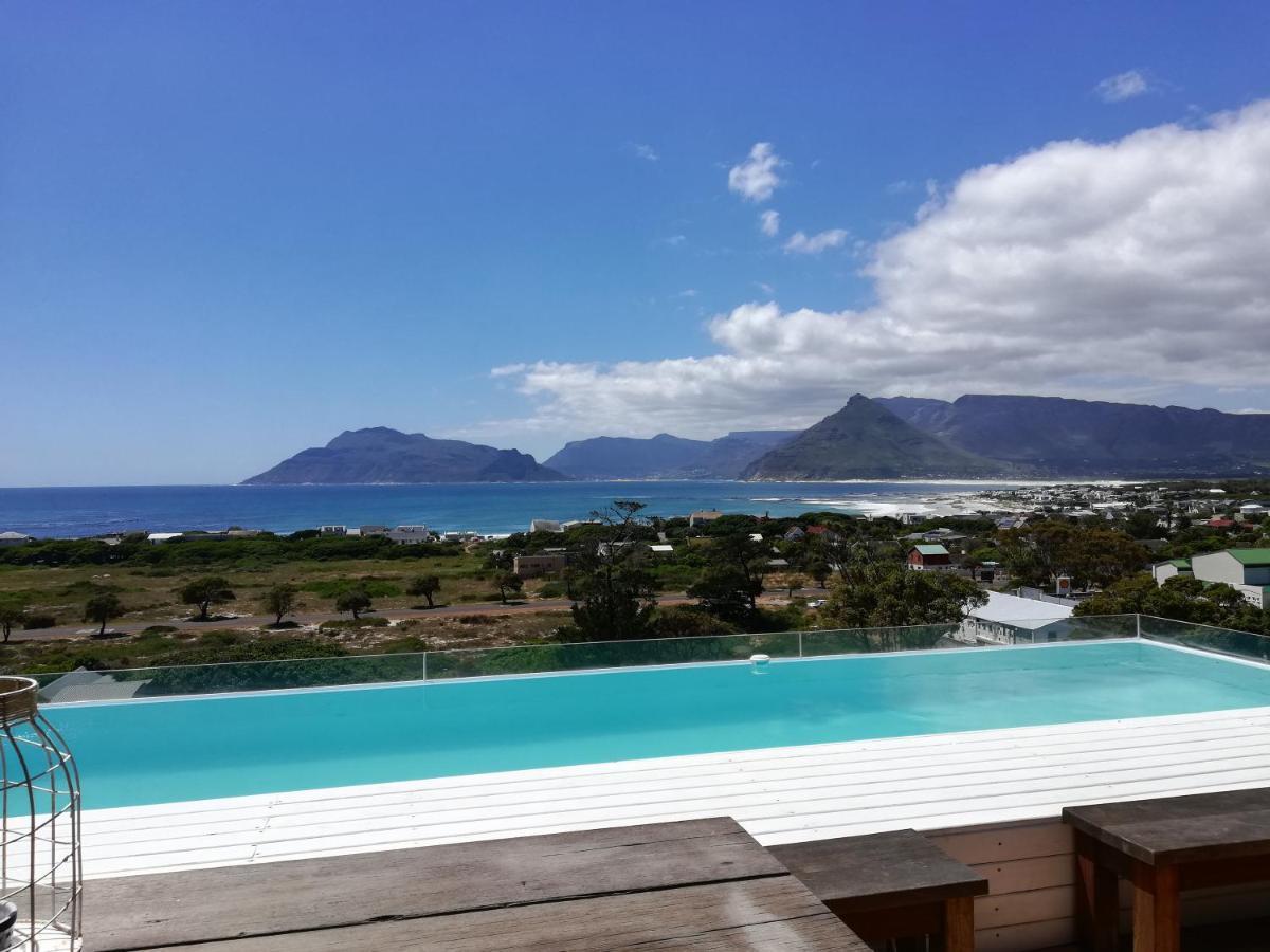 Mountain & Sea Apartments Kommetjie Buitenkant foto
