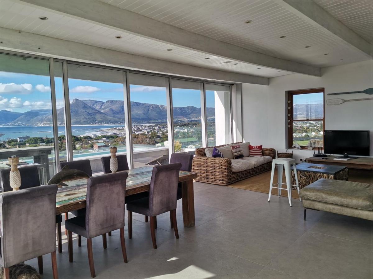 Mountain & Sea Apartments Kommetjie Buitenkant foto
