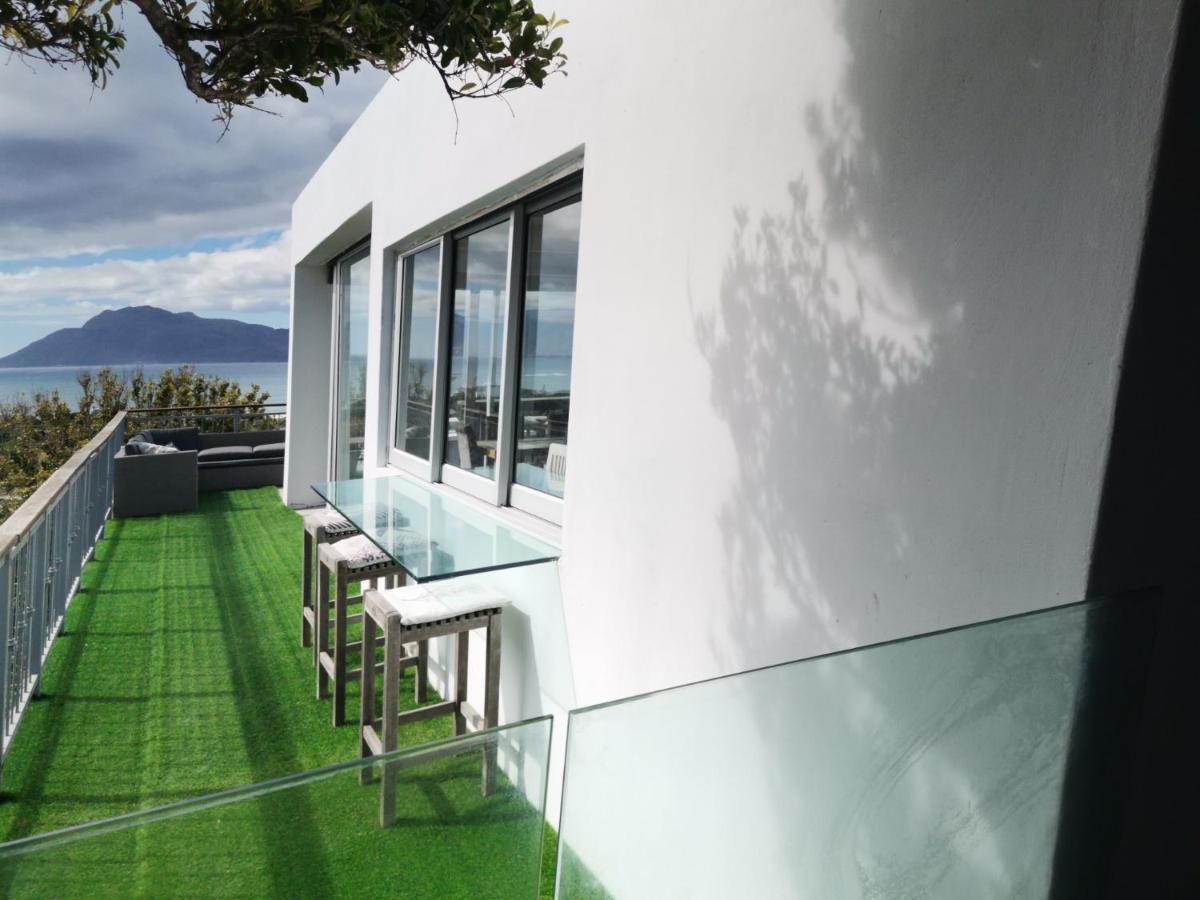 Mountain & Sea Apartments Kommetjie Buitenkant foto