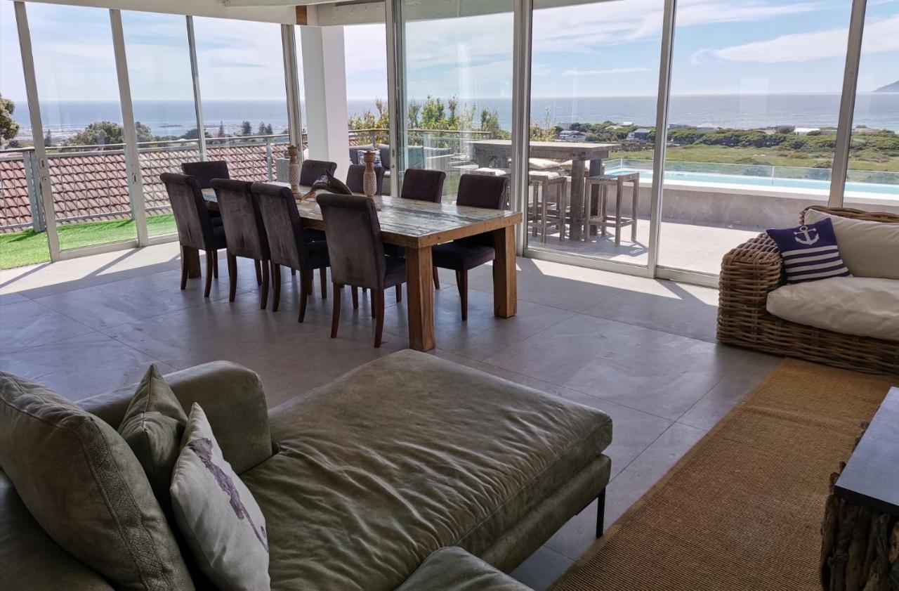 Mountain & Sea Apartments Kommetjie Buitenkant foto
